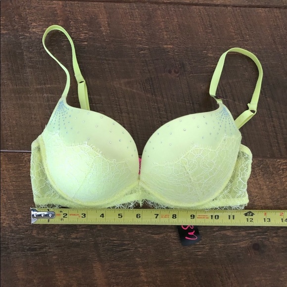 2 bras that are pretty much new never worn both 34c - Picture 2 of 2